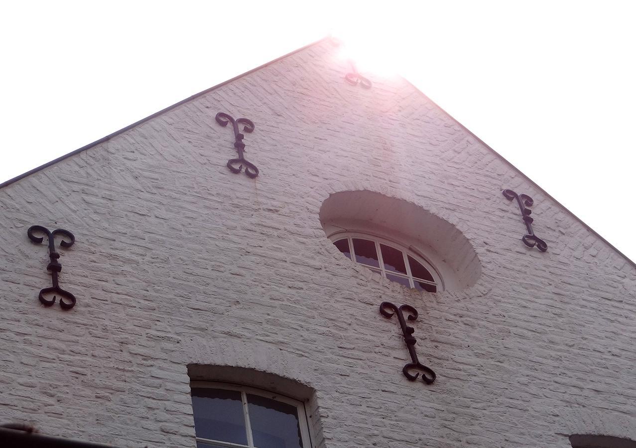 Het Kapelhuis Thorn Esterno foto